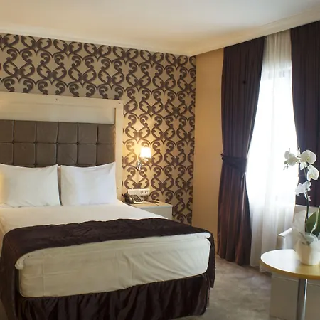 호텔 Express Elite Kucukyali 4*