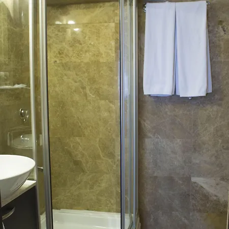 Express Elite Kucukyali 4*