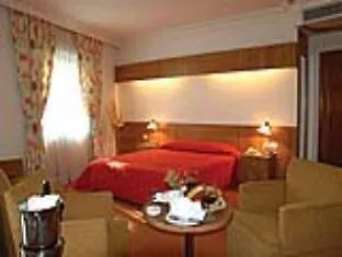 Express Elite Kucukyali Hotel 4*