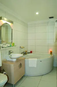 Express Elite Kucukyali 4*