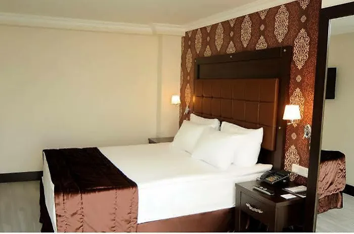 Express Elite Kucukyali 4*