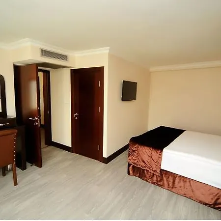 Express Elite Kucukyali 4* Istanbulská provincie